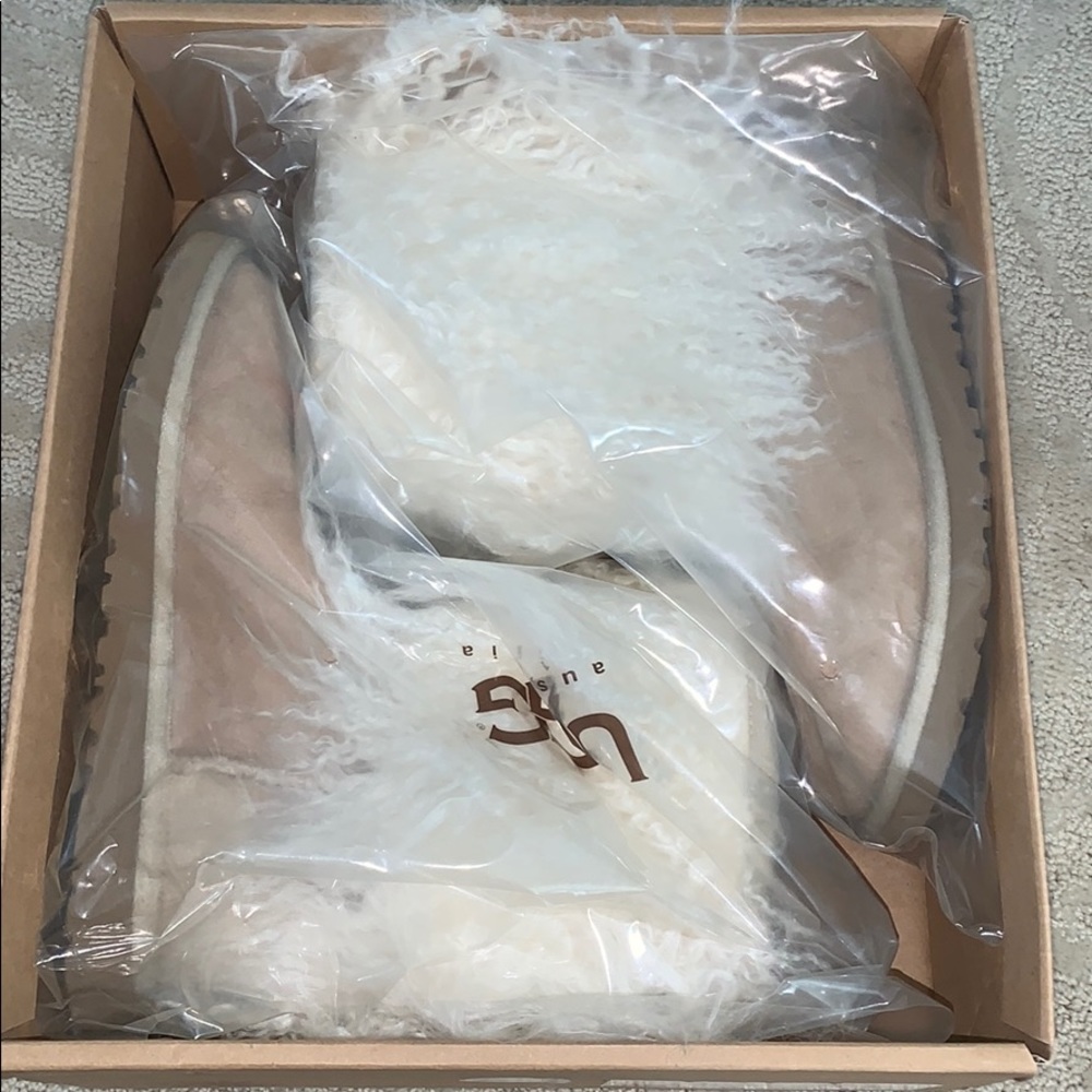 UGG Sheepskin Cuff Boots